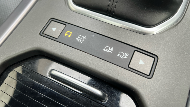 Land Rover Range Rover Evoque 2.0 TD4 Landmark 5dr Diesel Hatchback